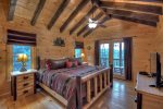 Absolute Relaxation - Upper Level King Master Suite